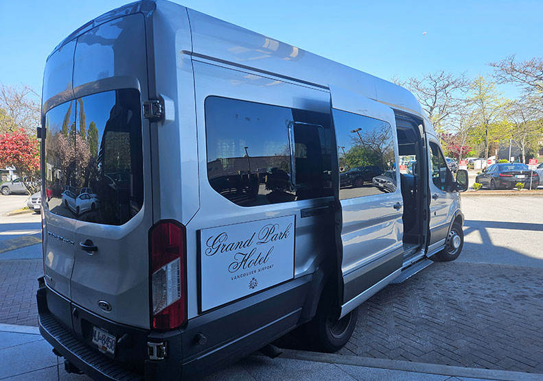 Grand Park Vancouver Airport Hotel complimentary shuttle service